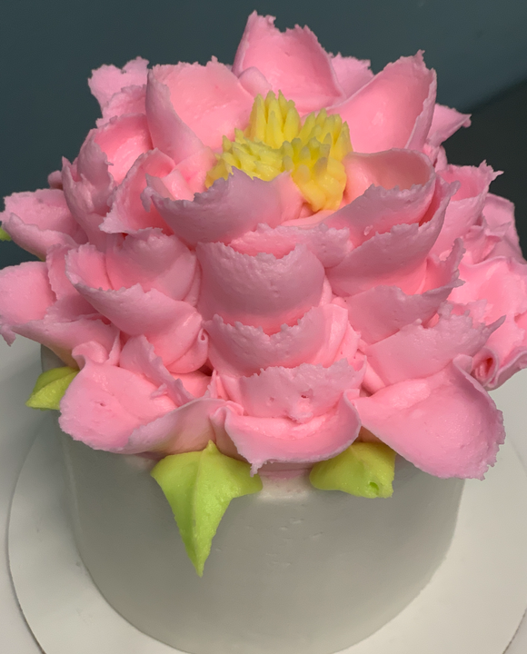 Big Bloom 4 in. Cake